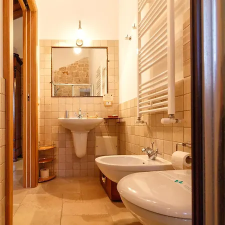 La Maison - Tenuta Colavecchio Πανσιόν 4*