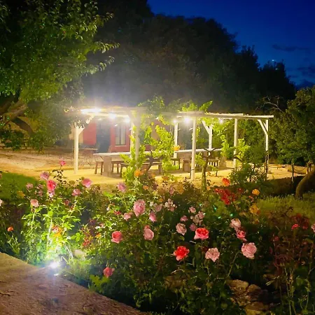 La Maison - Tenuta Colavecchio Guest house