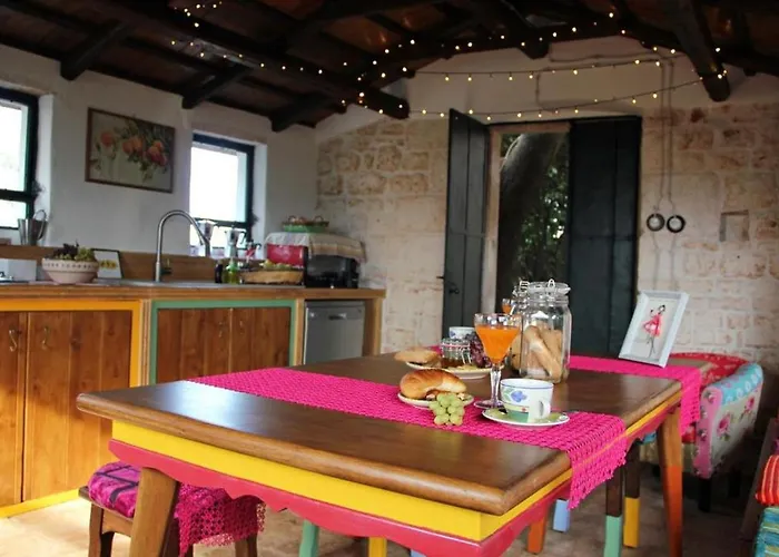 La Maison - Tenuta Colavecchio Pensión
